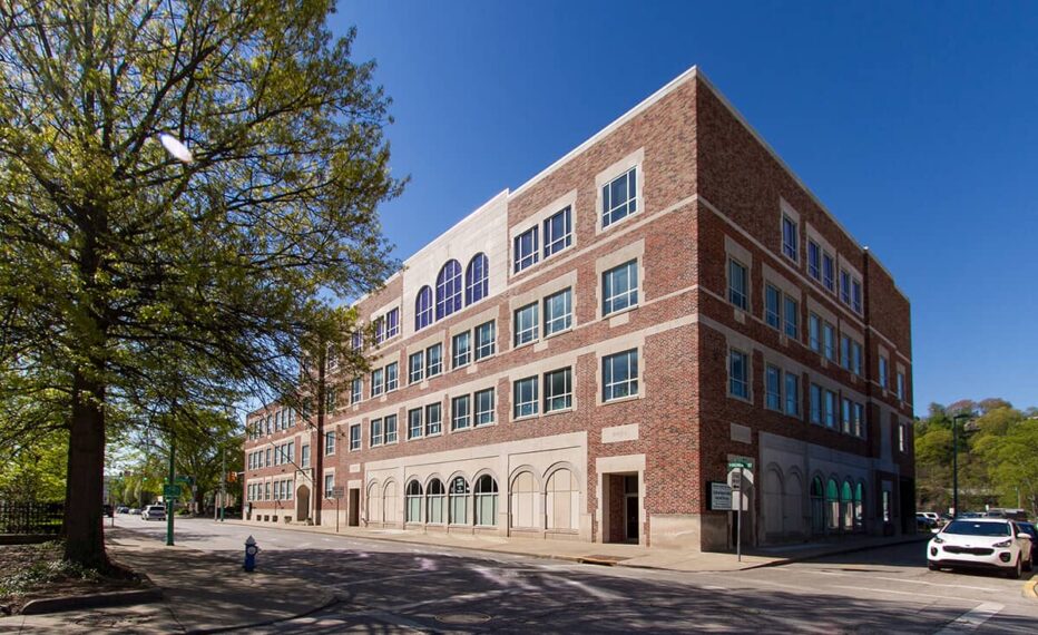 Charleston Catholic High School exterior