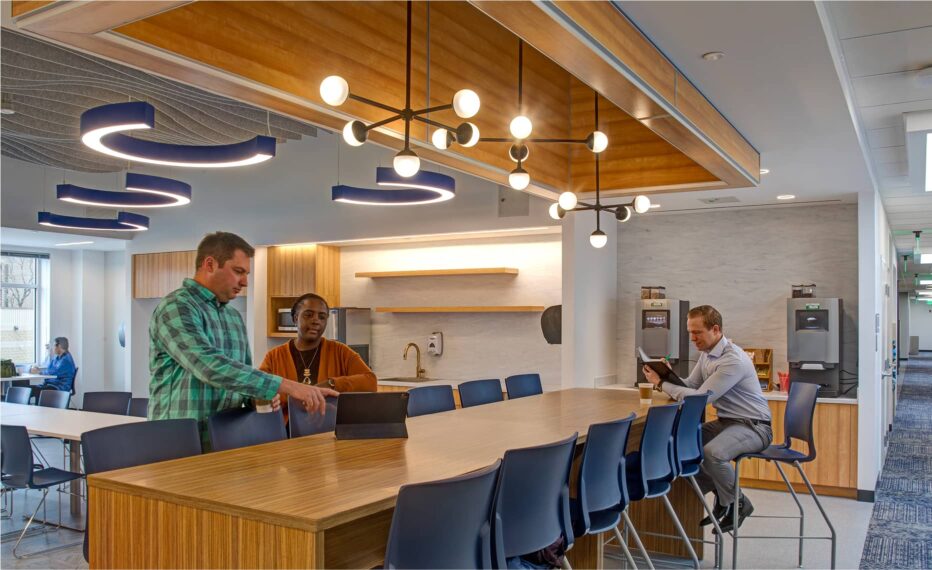 Arium AEC Firm High-Tech Electronics Manufacturing Kitchen