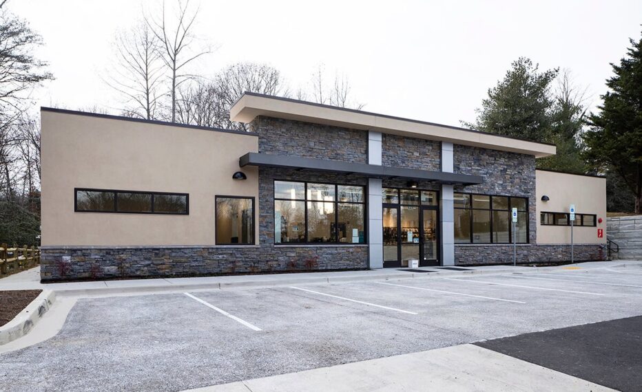Bayside Animal Medical Center front exterior