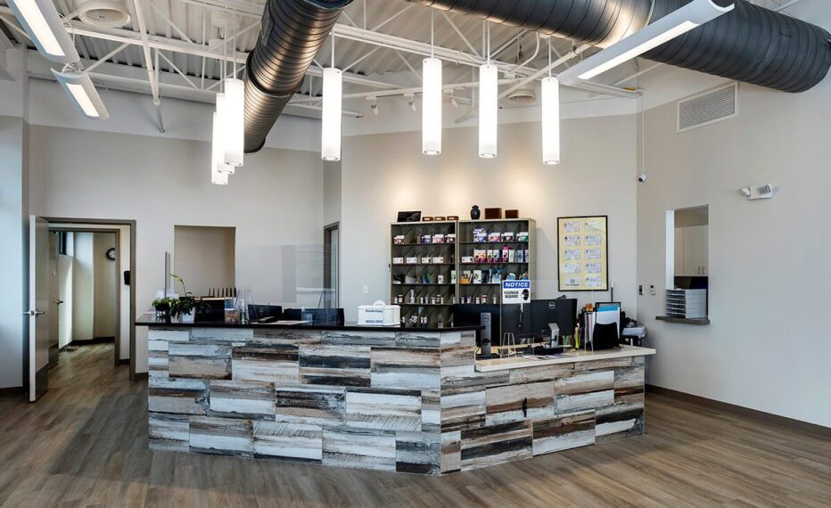 Bayside Animal Medical Center reception desk